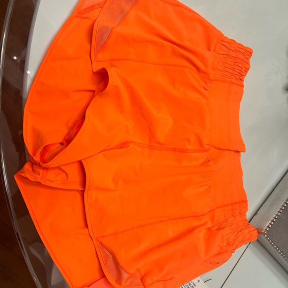 Lululemon Hotty Hot Shorts - Picture 3 of 4